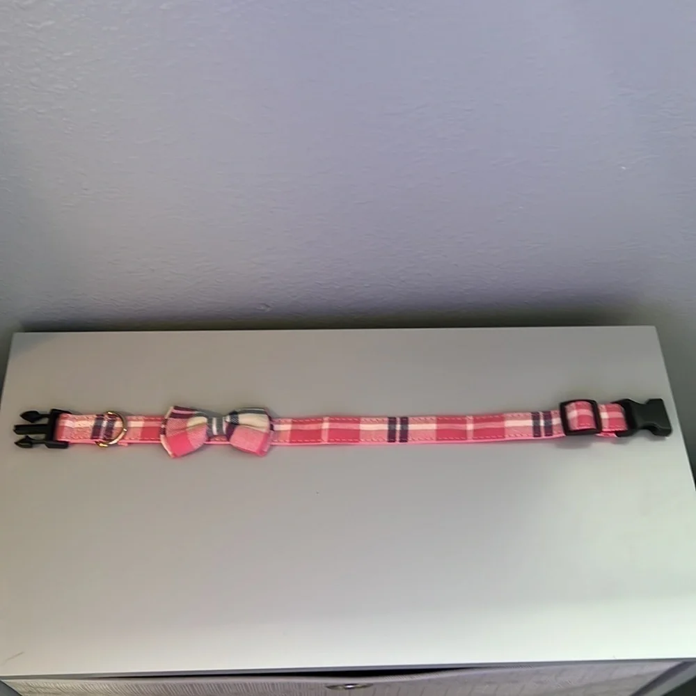 Pink plaid dog collar 1’ wide 22” long